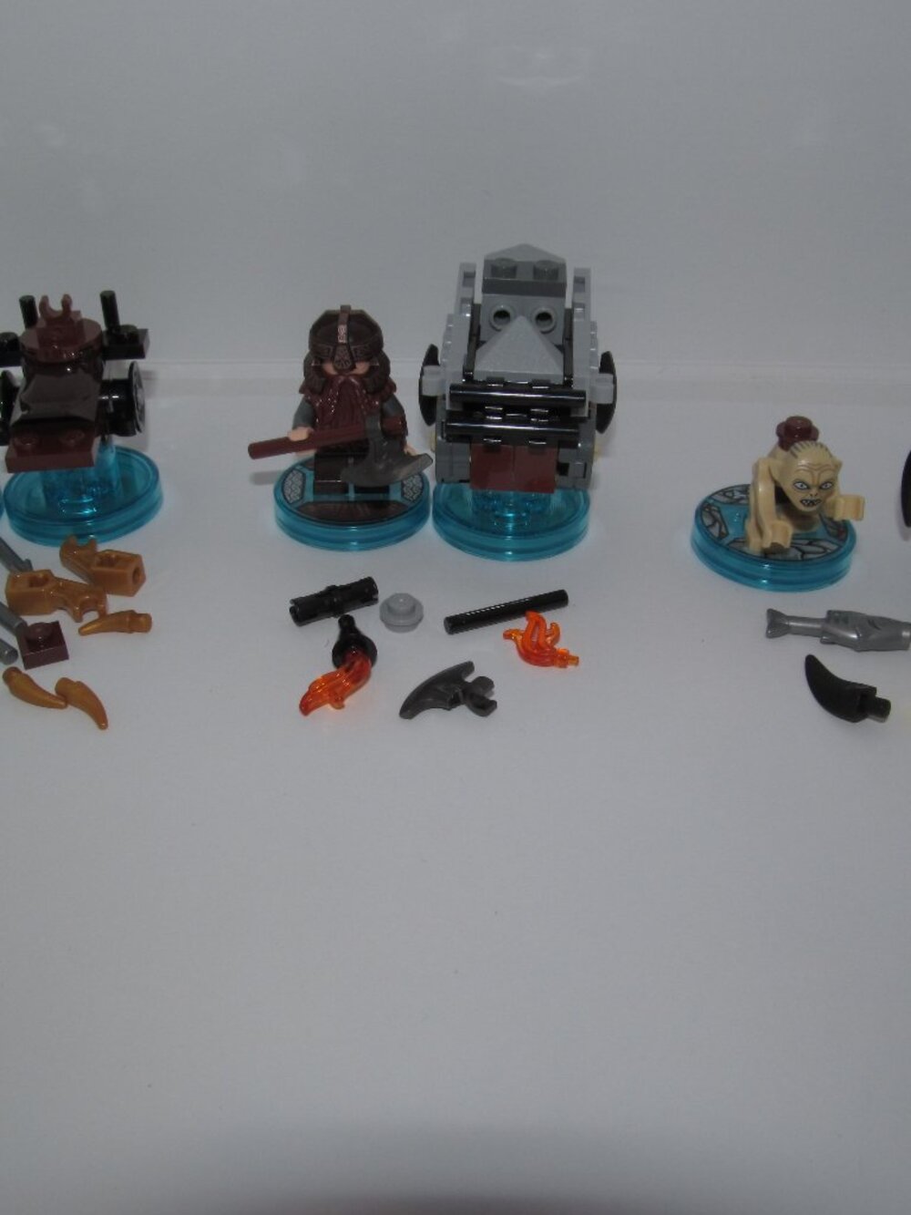 Lego Dimensions Lord Of The Rings Legolas #71219 + Gimli #71220 + Gollum #71218